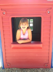 Tittu ur den lilla lekstugan! 