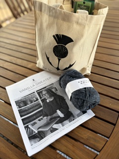 Let the KAL ( Knit Along) begin!